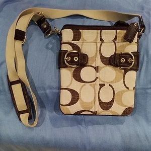 NWOT Coach cross body purse